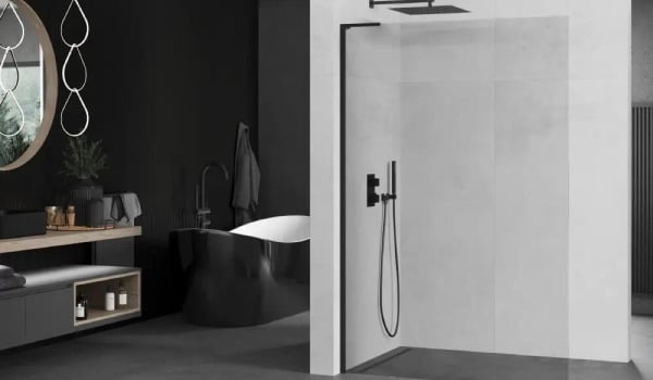 Prysznic walk in – czy warto zrobić prysznic otwarty? Opinie, wady i zalety kabiny prysznicowej walk-in